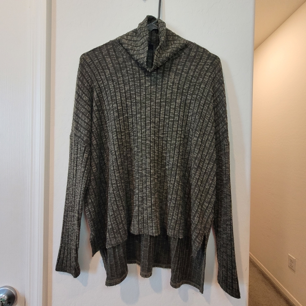 American Eagle Outfitters Green/black Cowl Neck Sweater
